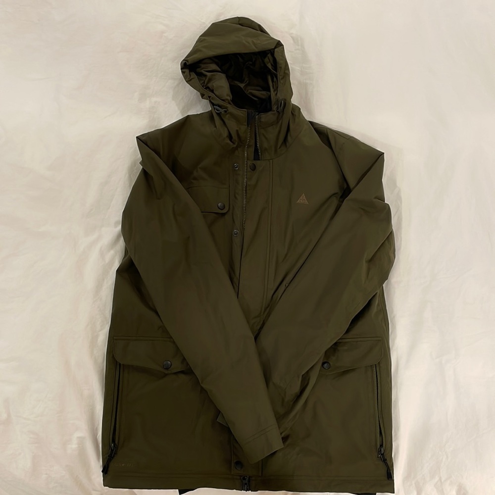 Nike ACG 2 in 1 Storm-Fit jacket